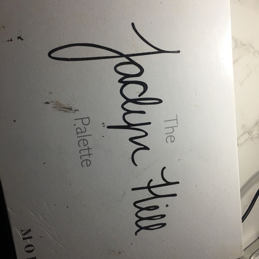 The Jaclyn Hill Pallet (USED)